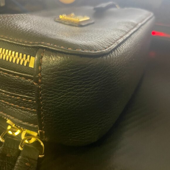 Dooney & Bourke Black Pebble Leather Ambler Crossbody/Top Handle – Missing Strap - Picture 5 of 6